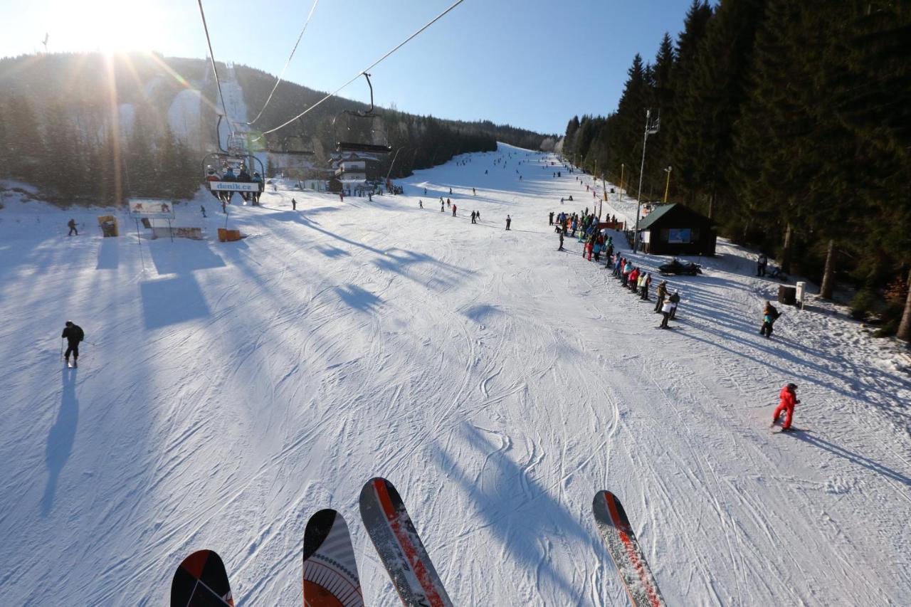 Resident Harrachov Family Apartment エクステリア 写真